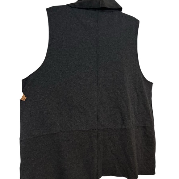 * NWT PERFECT for FALL/WINTER VEST w/FAUX FUR 1X - Picture 5 of 8